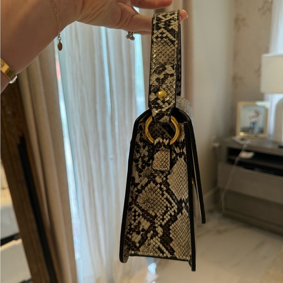 NWOT JW PEI Snakeskin Top Handle Bag - Picture 2 of 6